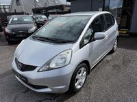 Używany Honda Jazz ES 100 KM (73 kW) 2010 Srebrny Hatchback