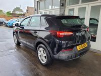 Used Vauxhall Grandland X S 130 HP (95 kW) 2019 Black SUV