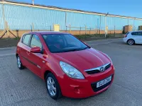 Used Hyundai i20 Comfort 101 HP (74 kW) 2010 Red Hatchback