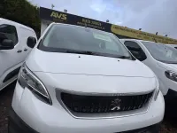 Used Peugeot Expert 100 HP (73 kW) 2020 White Van