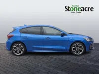 Used Ford Focus ST-Line 125 HP (91 kW) 2022 Blue Hatchback