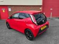 Used Toyota Aygo x-style 69 HP (50 kW) 2018 Red Hatchback