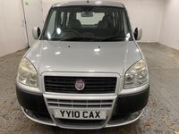 Używany Fiat Doblò Dynamic 77 KM (56 kW) 2010 Srebrny Minivan