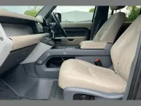 Used Land Rover Defender SE 300 HP (220 kW) 2021 Carpathian grey SUV