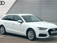 Begagnad Audi A4 Comfort 150 HK (110 kW) 2023 Vit Kombi