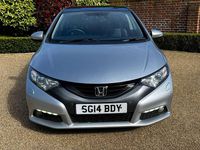 Begagnad Honda Civic EX 142 HK (104 kW) 2014 Silver Halvkombi