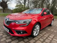 Used Renault Mégane Signature 2016 Red Hatchback