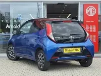 Used Toyota Aygo X-clusiv 72 HP (52 kW) 2018 Blue Hatchback