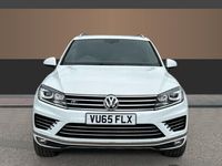 used VW Touareg 3.0 V6 TDI BlueMotion Tech 262 R-Line 5dr Tip Auto Diesel Estate