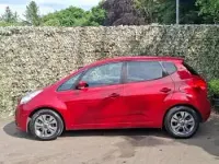 Used Kia Venga 2017 Red Hatchback