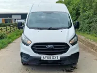 Used Ford Transit Custom 105 HP (77 kW) 2018 White Van