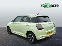 Usado Suzuki Swift 82 HP (60 kW) 2024 Amarelo Citadino