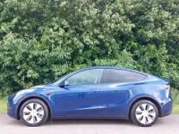 Used Tesla Model Y Long Range AWD 11 kW (15 HP) 2023 Blue SUV