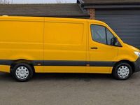 Używany Mercedes Sprinter Premium 2022 Żółty Van