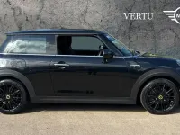 Używany Mini Cooper S Level 2 135 kW (184 KM) 2022 Czarny Hatchback