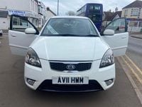 Used Kia Rio 109 HP (80 kW) 2011 White Hatchback