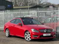 Używany Mercedes C220 AMG 2013 Czerwony Coupe