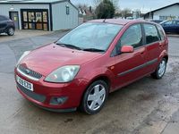 Usado Ford Fiesta Ghia 2009 Vermelho Citadino