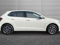 Used VW Polo Life 80 HP (58 kW) 2023 Ascot grey Hatchback