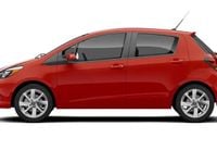 Used Toyota Yaris 99 HP (72 kW) 2016 Red Hatchback
