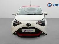 Second-hand Toyota Aygo x-press 69 CP (50 kW) 2018 Alb Hatchback