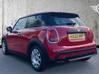 Used Mini ONE Classic 102 HP (75 kW) 2022 Chili red Hatchback