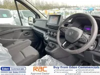 Used Renault Trafic PE 130 HP (95 kW) 2024 White MPV
