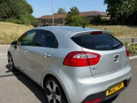 Used Kia Rio 90 HP (66 kW) 2012 Silver Hatchback