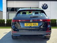 Usado VW Passat Life 204 HP (150 kW) 2025 Preto Carrinha
