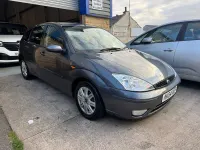 Used Ford Focus Ghia 99 HP (72 kW) 2004 Grey Hatchback