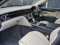 New Bentley Flying Spur 670 HP (492 kW) 2025 Black Sedan