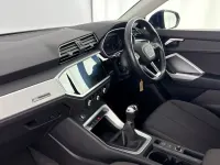 Begagnad Audi Q3 Design 150 HK (110 kW) 2022 Blå SUV