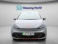 Begagnad Cupra Born e-Boost 169 kW (231 HK) 2024 Grå Halvkombi