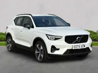 Used Volvo XC40 Plus 197 HP (144 kW) 2025 White SUV
