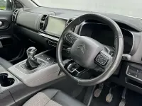 Used Citroën C5 Shine 130 HP (95 kW) 2022 White Hatchback