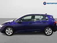 Używany VW Golf VII Life 110 KM (80 kW) 2021 Niebieski Hatchback
