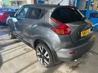 Usado Nissan Juke N-TEC 2014 Gris SUV