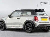 Used Mini Cooper Hatch 134 HP (98 kW) 2023 Silver Hatchback