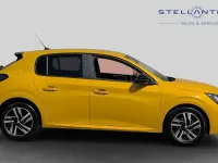 Used Peugeot 208 Active+ 74 HP (54 kW) 2023 Yellow Hatchback