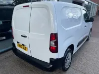 Used Peugeot Partner 131 HP (96 kW) 2020 White MPV