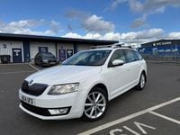Used Skoda Octavia Elegance 2014 White Hatchback