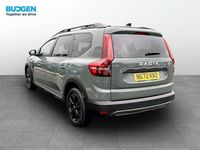 Used Dacia Jogger Extreme 109 HP (80 kW) 2023 Green MPV