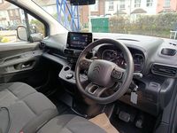 Used Citroën Berlingo 128 HP (94 kW) 2023 Grey MPV