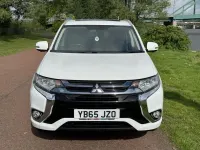 Used Mitsubishi Outlander P-HEV 200 HP (147 kW) 2015 White Estate