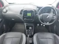 Used Renault Captur Signature 120 HP (88 kW) 2017 Red SUV