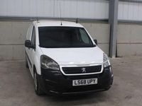 Begagnad Peugeot Partner 2018 Vit