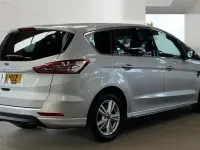 Used Ford S-MAX Titanium 150 HP (110 kW) 2018 Silver MPV