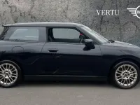 Used Mini Cooper Exclusive 135 kW (184 HP) 2024 Black Hatchback