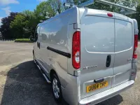Używany Renault Trafic 115 KM (84 kW) 2014 Srebrny Minivan