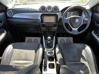 Second-hand Suzuki Vitara SZ5 120 CP (88 kW) 2017 Roșu SUV